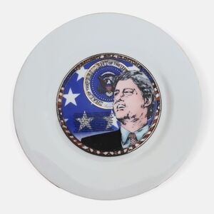 Vintage 1995 President Bill Clinton 42nd PresideCommemorative Collector's Plate